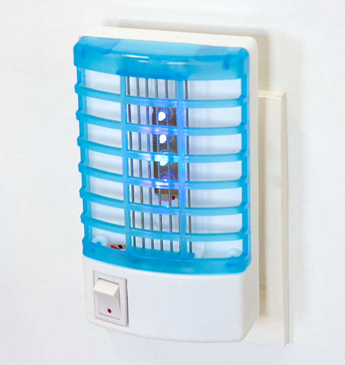 Elektronický lapač hmyzu s LED